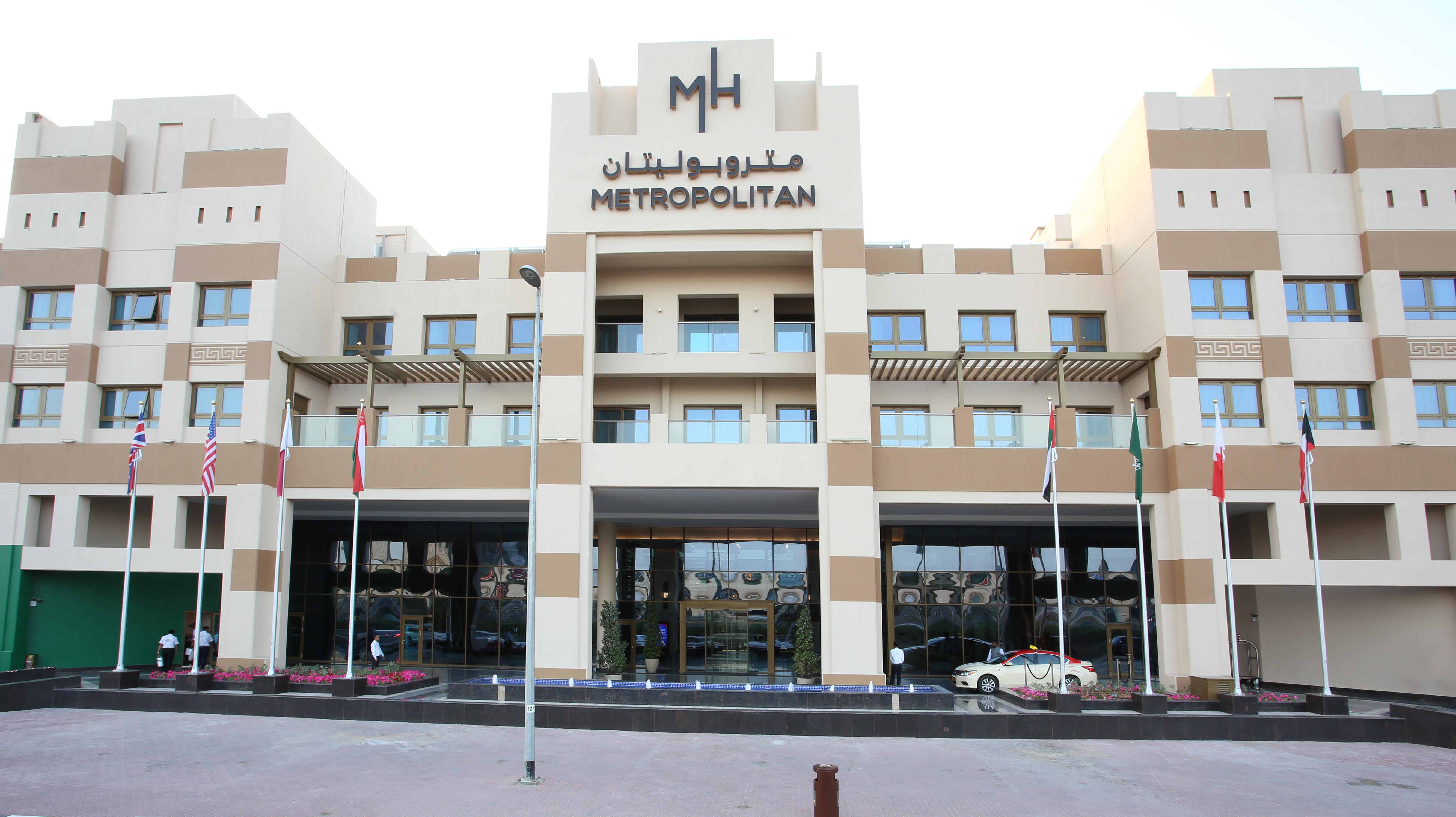 Metropolitan Hotel Dubai Esterno foto