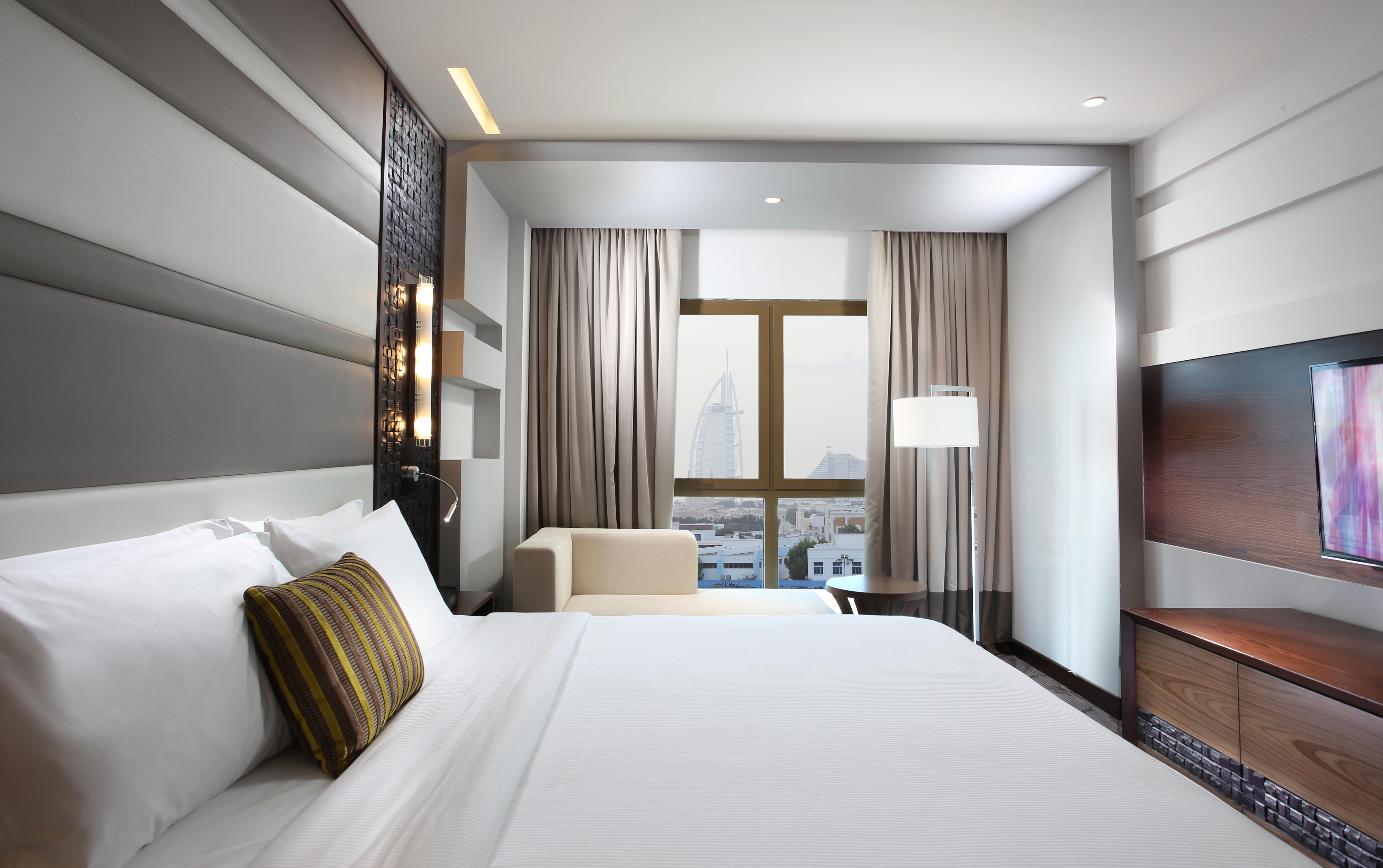 Metropolitan Hotel Dubai Esterno foto