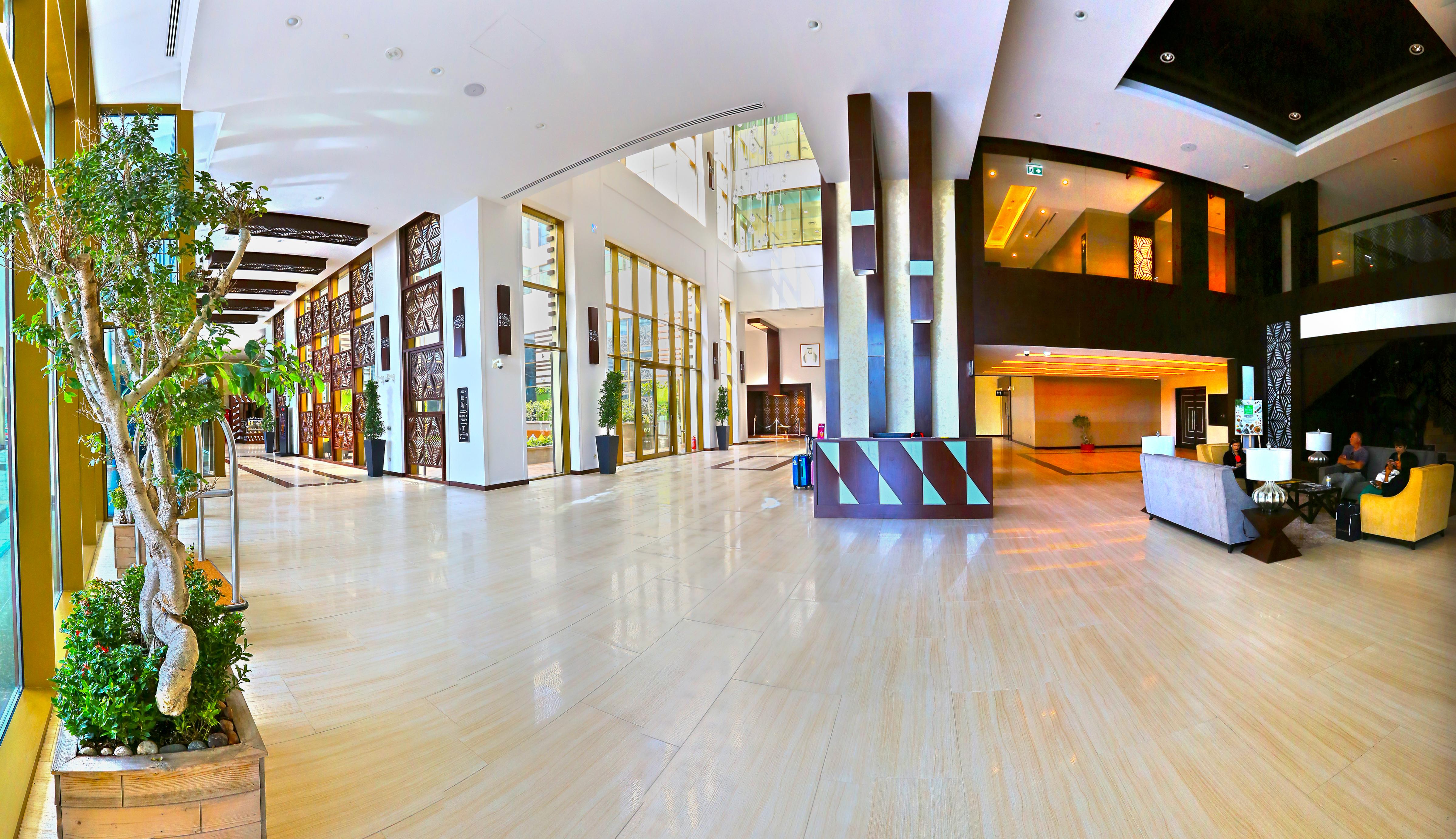 Metropolitan Hotel Dubai Esterno foto